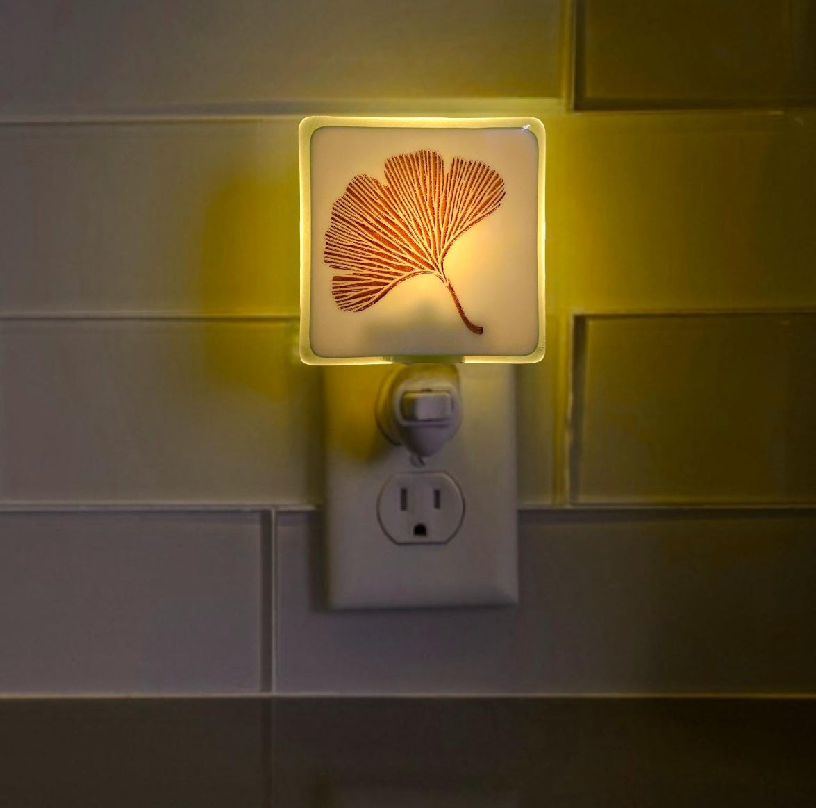 Ginkgo Leaf Night Light