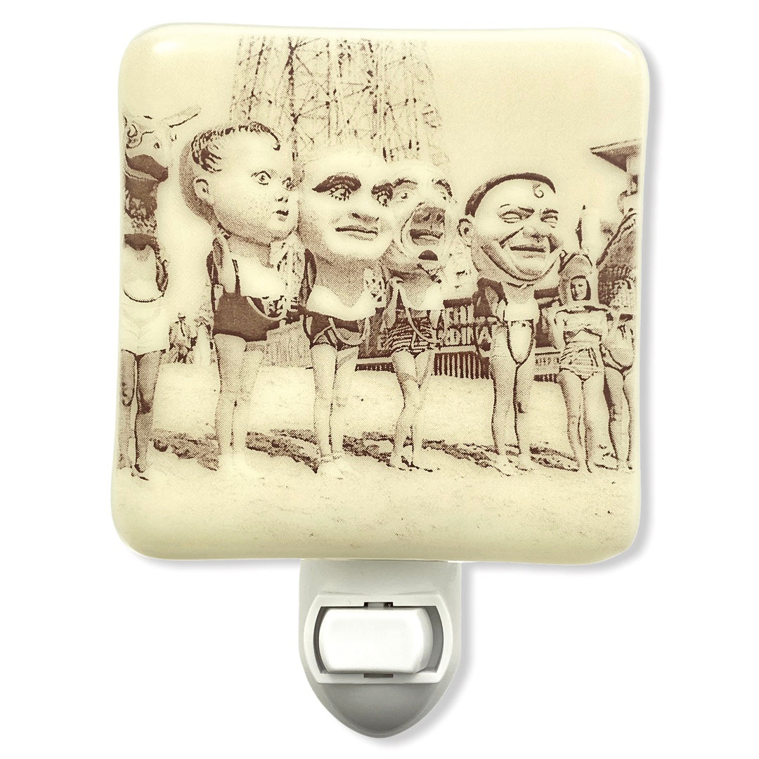 Vintage Funny Beach Scene - Bathing Beauties in Big Head Masks Night Light