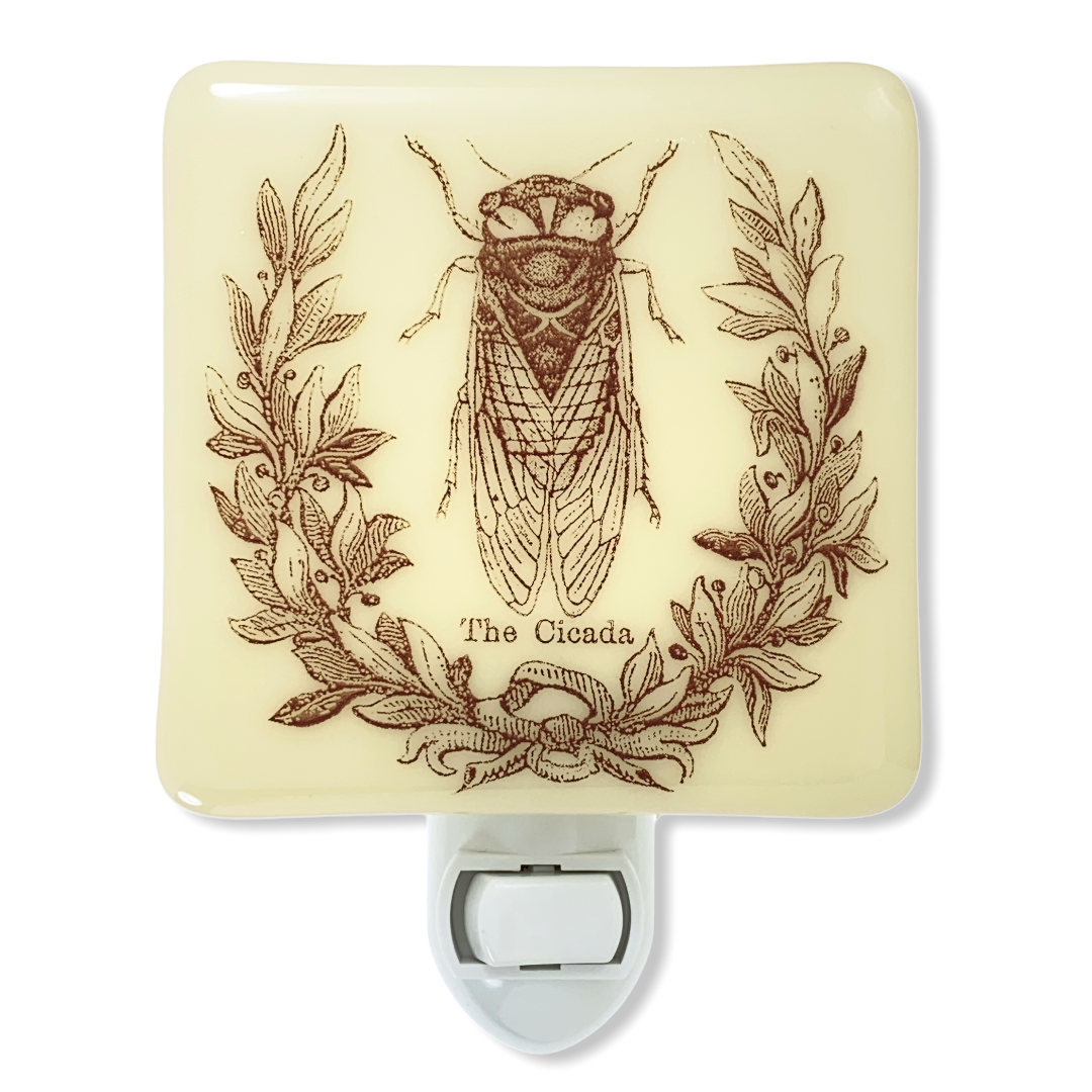 Cicada Laurel Wreath Night Light