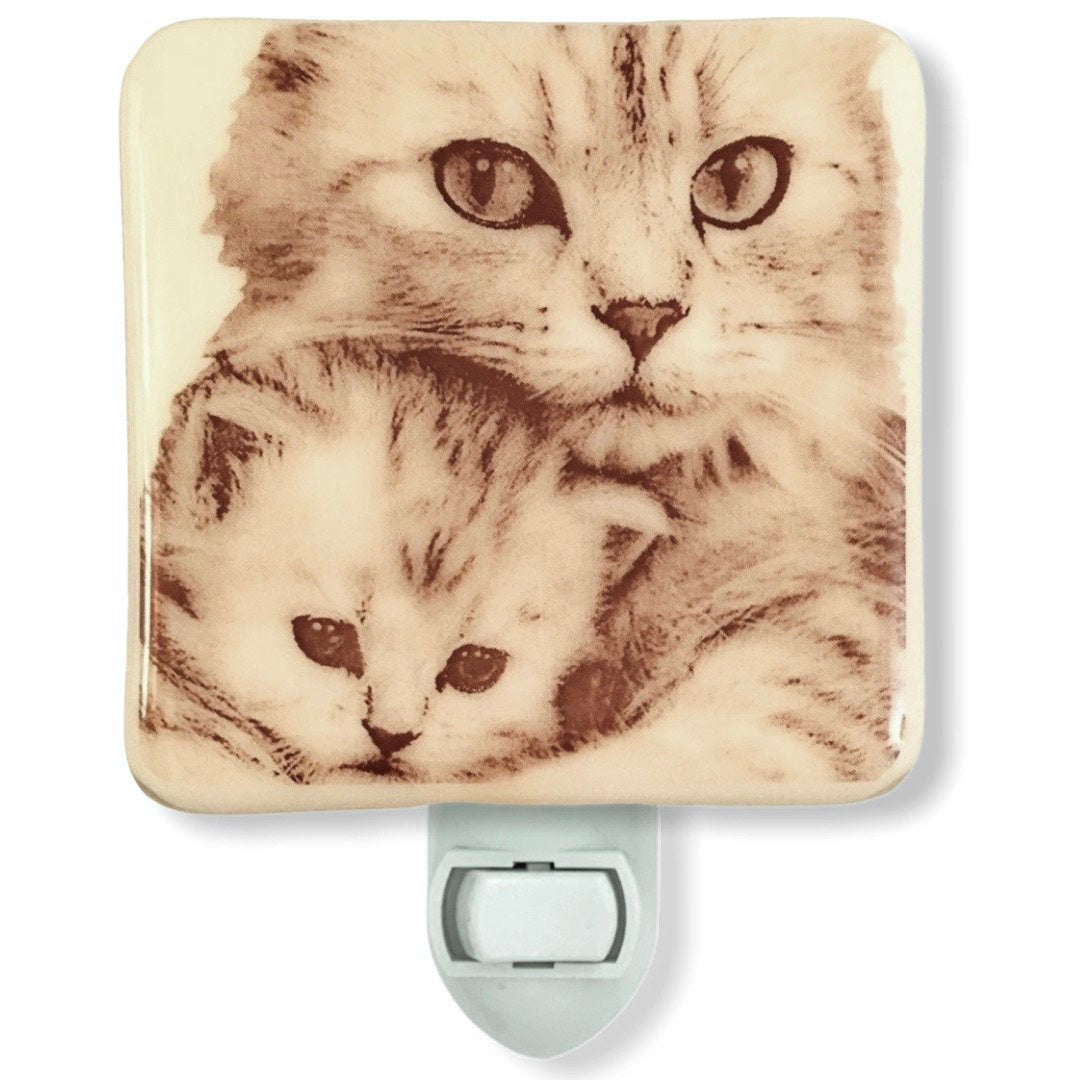 Cat Mom and Kitten Night Light